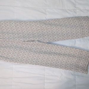 Max studio Aztec print khaki and white flowy lightweight pants